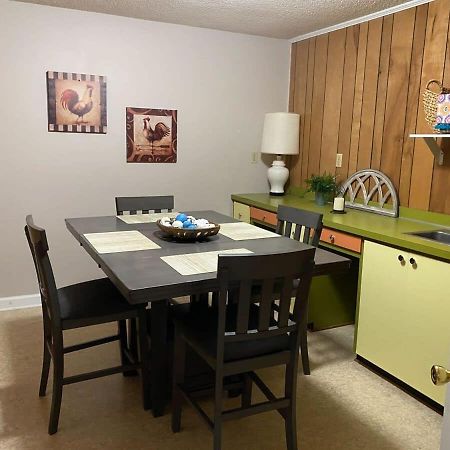 2Br Pet Friendly Home In Sneads Ferry With Parking Bagian luar foto