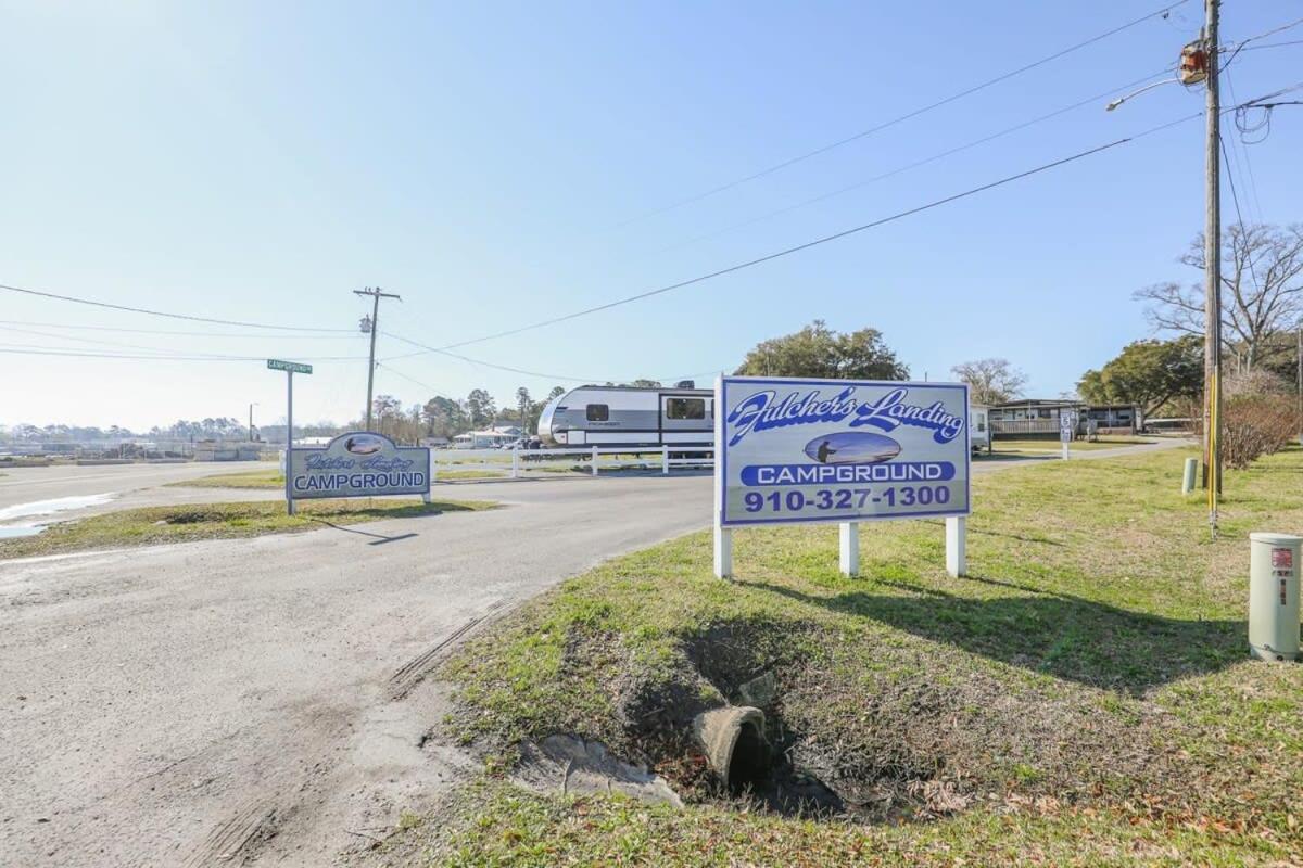 2Br Pet Friendly Home In Sneads Ferry With Parking Bagian luar foto