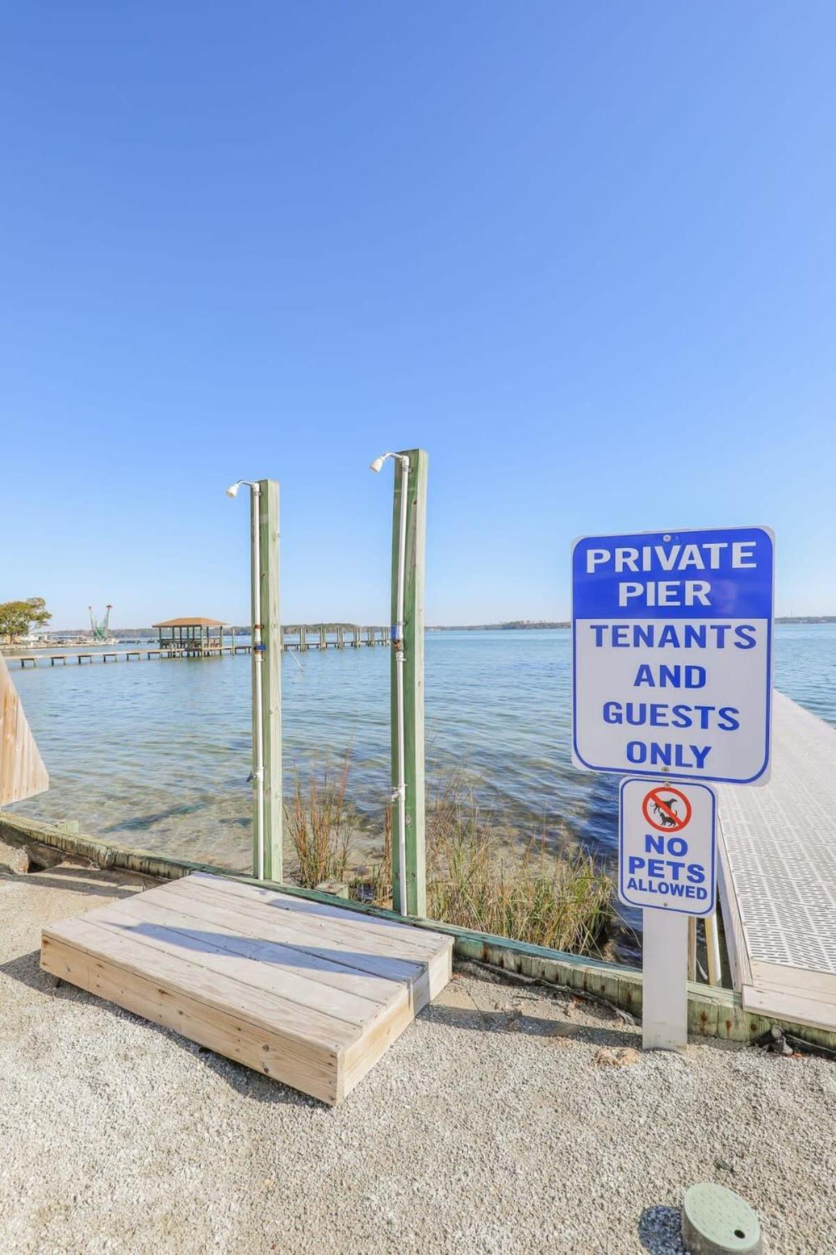 2Br Pet Friendly Home In Sneads Ferry With Parking Bagian luar foto
